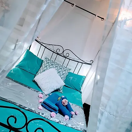 Maison Chaleureuse à Avec Cheminée Et Jardin Capendu