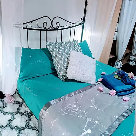 Maison Chaleureuse A Avec Cheminee Et Jardin