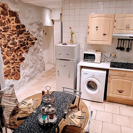 Maison Chaleureuse A Avec Cheminee Et Jardin * Capendu