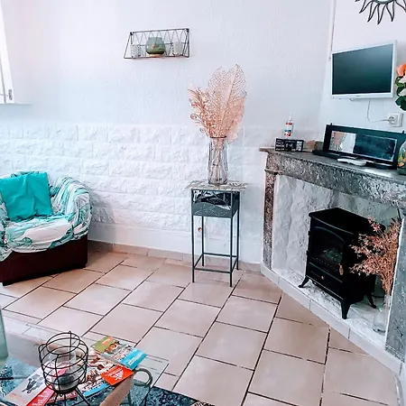 Maison Chaleureuse A Avec Cheminee Et Jardin 別荘 Capendu