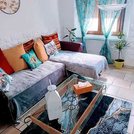 Maison Chaleureuse A Avec Cheminee Et Jardin *