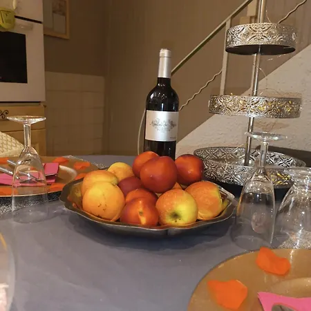 Maison Chaleureuse A Avec Cheminee Et Jardin * Capendu