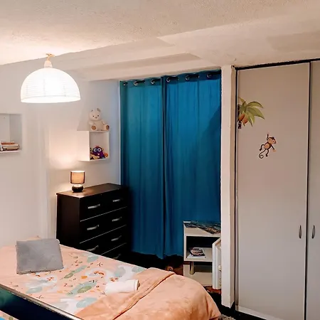 Maison Chaleureuse A Avec Cheminee Et Jardin Capendu