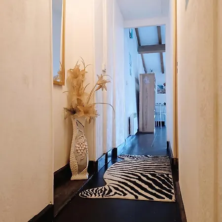 Maison Chaleureuse A Avec Cheminee Et Jardin * Capendu