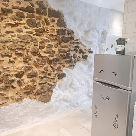 Maison Chaleureuse A Avec Cheminee Et Jardin Capendu