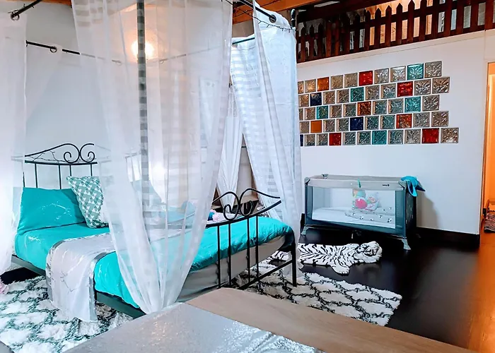 Maison Chaleureuse A Avec Cheminee Et Jardin 펜션