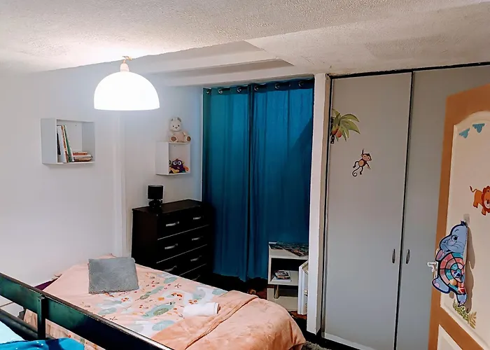 Maison Chaleureuse A Avec Cheminee Et Jardin * Capendu