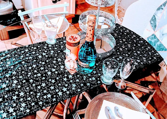 Maison Chaleureuse A Avec Cheminee Et Jardin 펜션